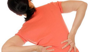 Atšķirība muguras sāpēm un nieru